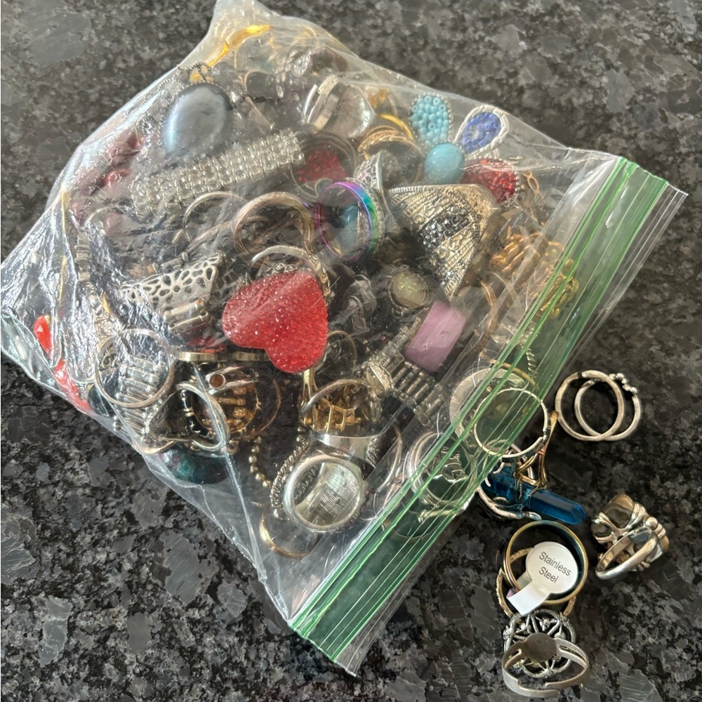 Bag of 100+ wearable rings